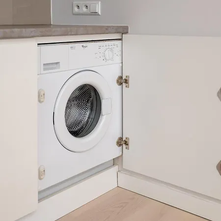 Platinum Tower Skyline By Bookinghost Appartement