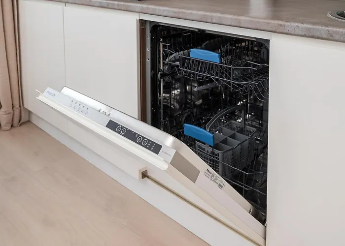 Platinum Tower Skyline By Bookinghost *