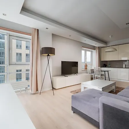 Apartment Platinum Tower Skyline By Bookinghost