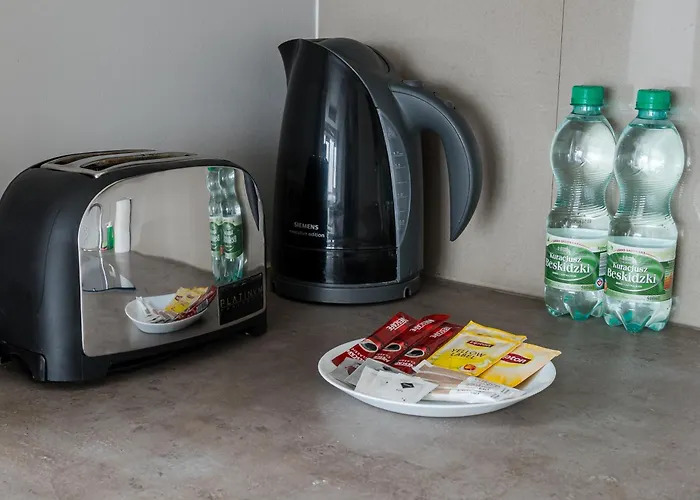 Platinum Tower Skyline By Bookinghost *