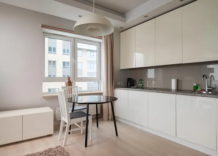 Apartment Platinum Tower Skyline By Bookinghost